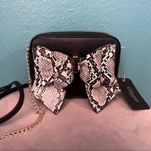 Crossi New York Boxie Mini Bow Cross body bag